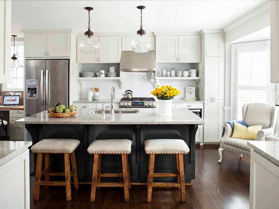 Favourite Kitchen Island Design Ideas, How Many Stools For 8 Ft Island