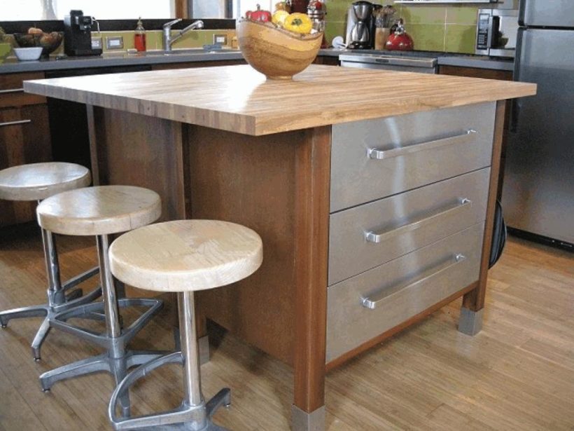 8 of Our Favourite Kitchen Island Design Ideas - Wood and Metal Island