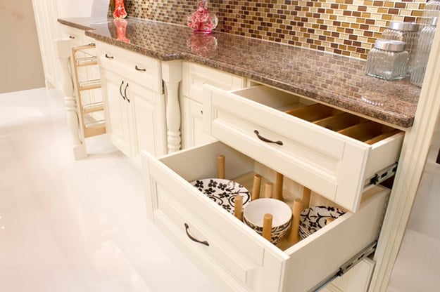 Treat Yourself to One of These 11 Kitchen Luxuries - Deep Kitchen Drawers