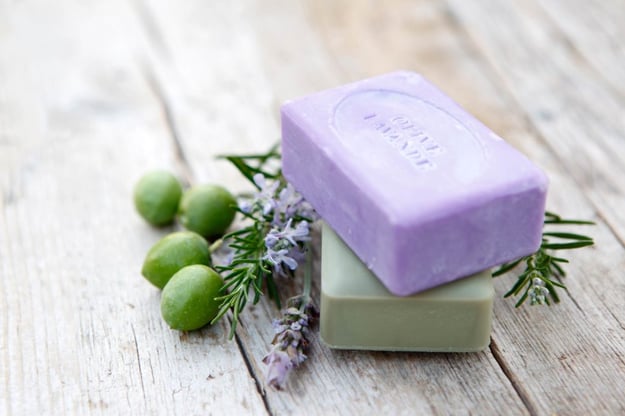 How to Keep Your Bathroom Sink Clean and Hygienic - Ditch the Bar Soap