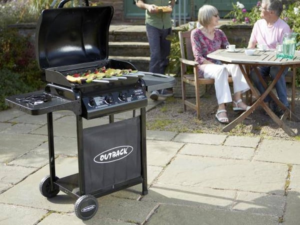 5 Essentials for the Perfect Outdoor Kitchen - Gas Barbecue