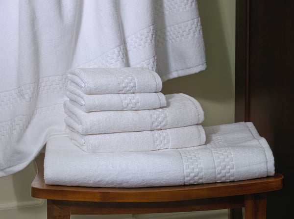 How to Create a Beautiful Hotel Bathroom at Home - Upgrade Your Towels
