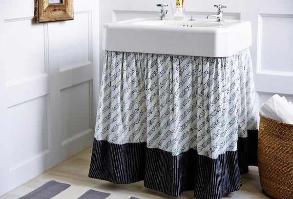 7 Genius Pedestal Sink Storage Ideas for Your Home - Put Up a Curtain