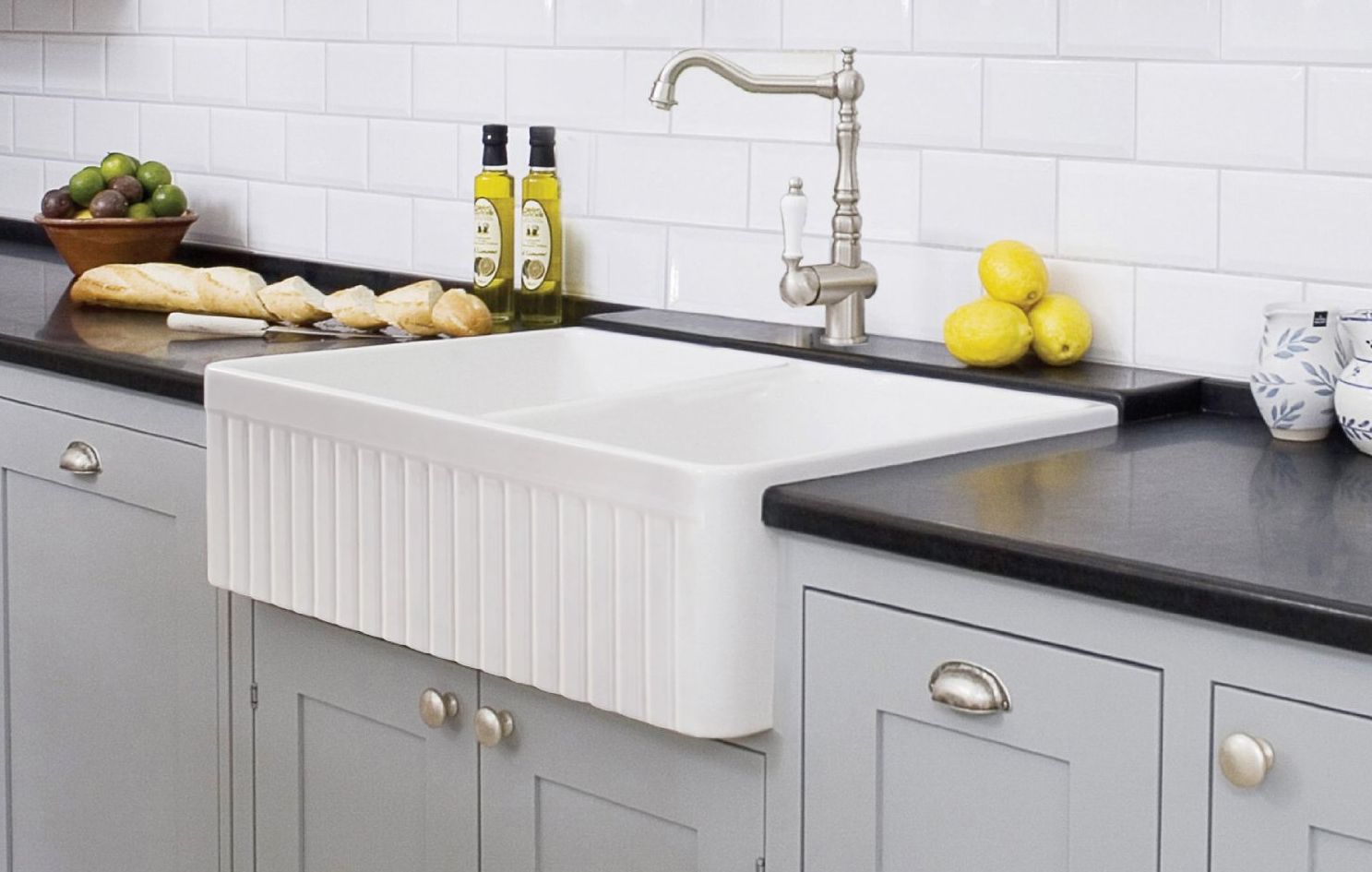 farmhouse sink